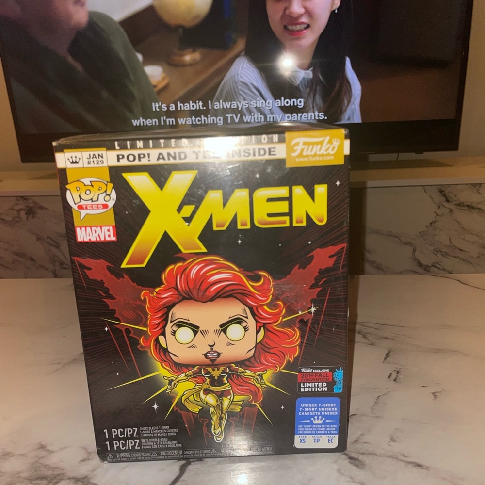 Funko POP! and Tee Marvel X-Men Dark Phoenix with Size XS T-Shirt